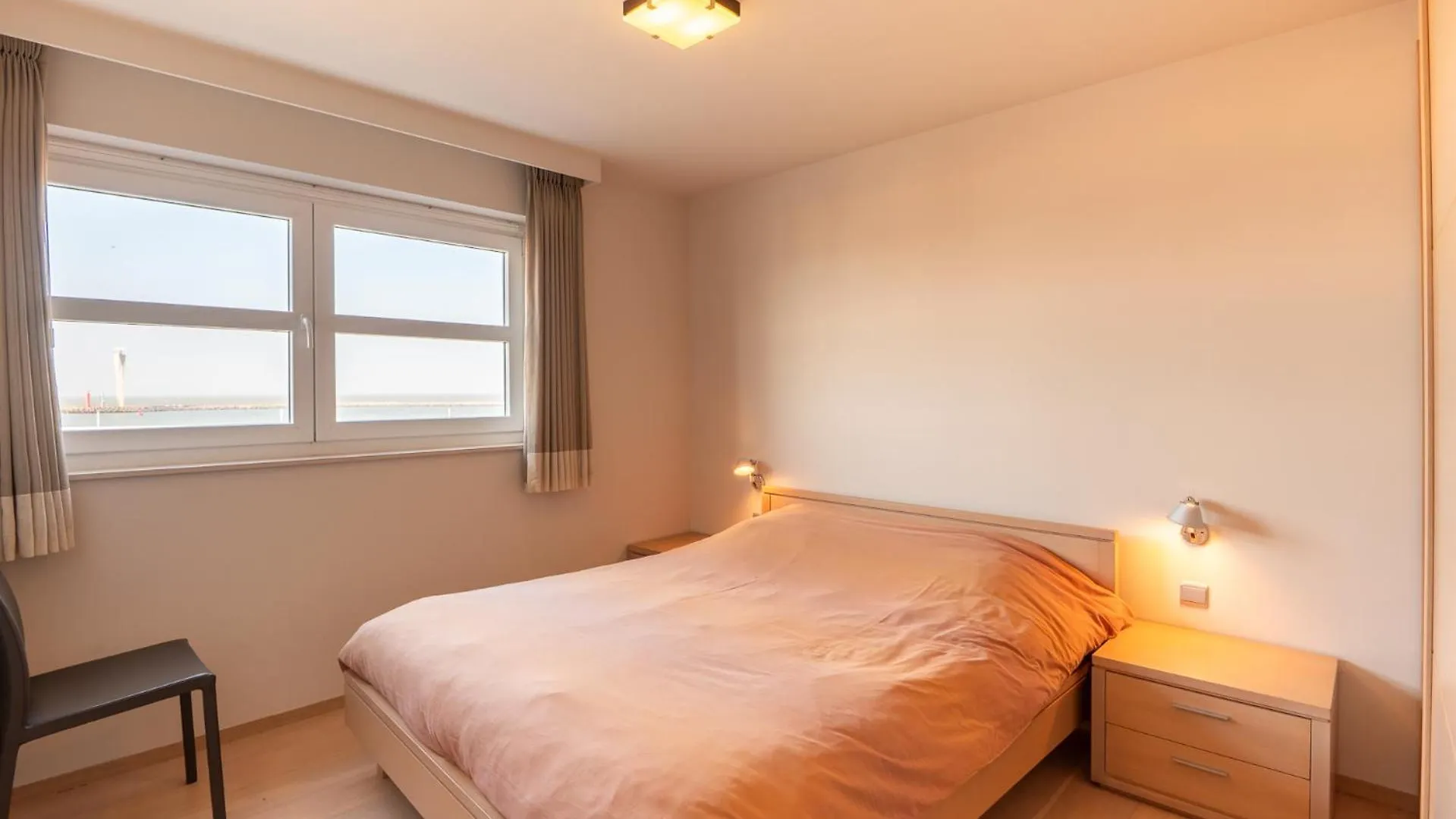Wonderful 3Br Apartment With Sublime Seaviews Ostend